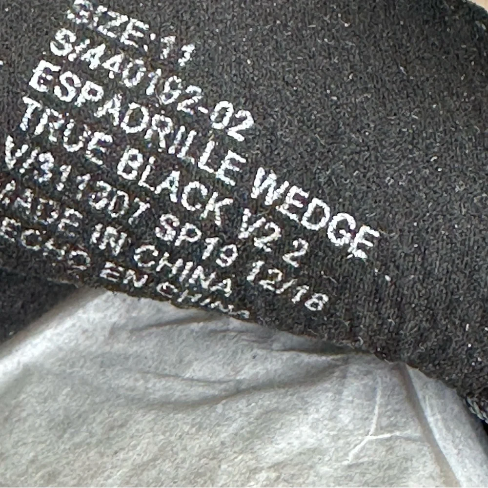 New GAP Black Suede Leather Espadrille Raffia Wedge Sandals, Size 11, Open Toe